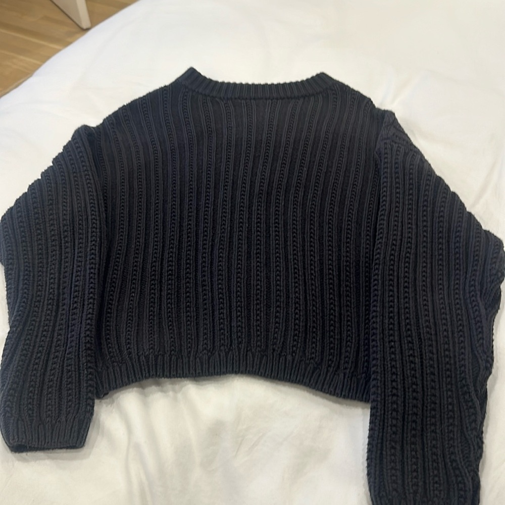 Universal Thread sweater size S